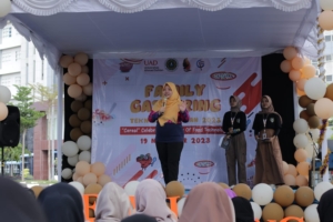 family gathering TP UAD